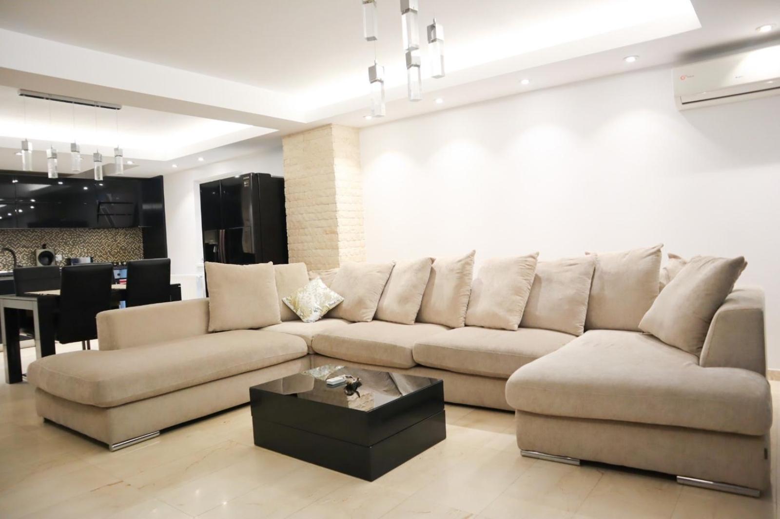Central Apartament Bulevardul Decebal บูคาเรสต์ ภายนอก รูปภาพ