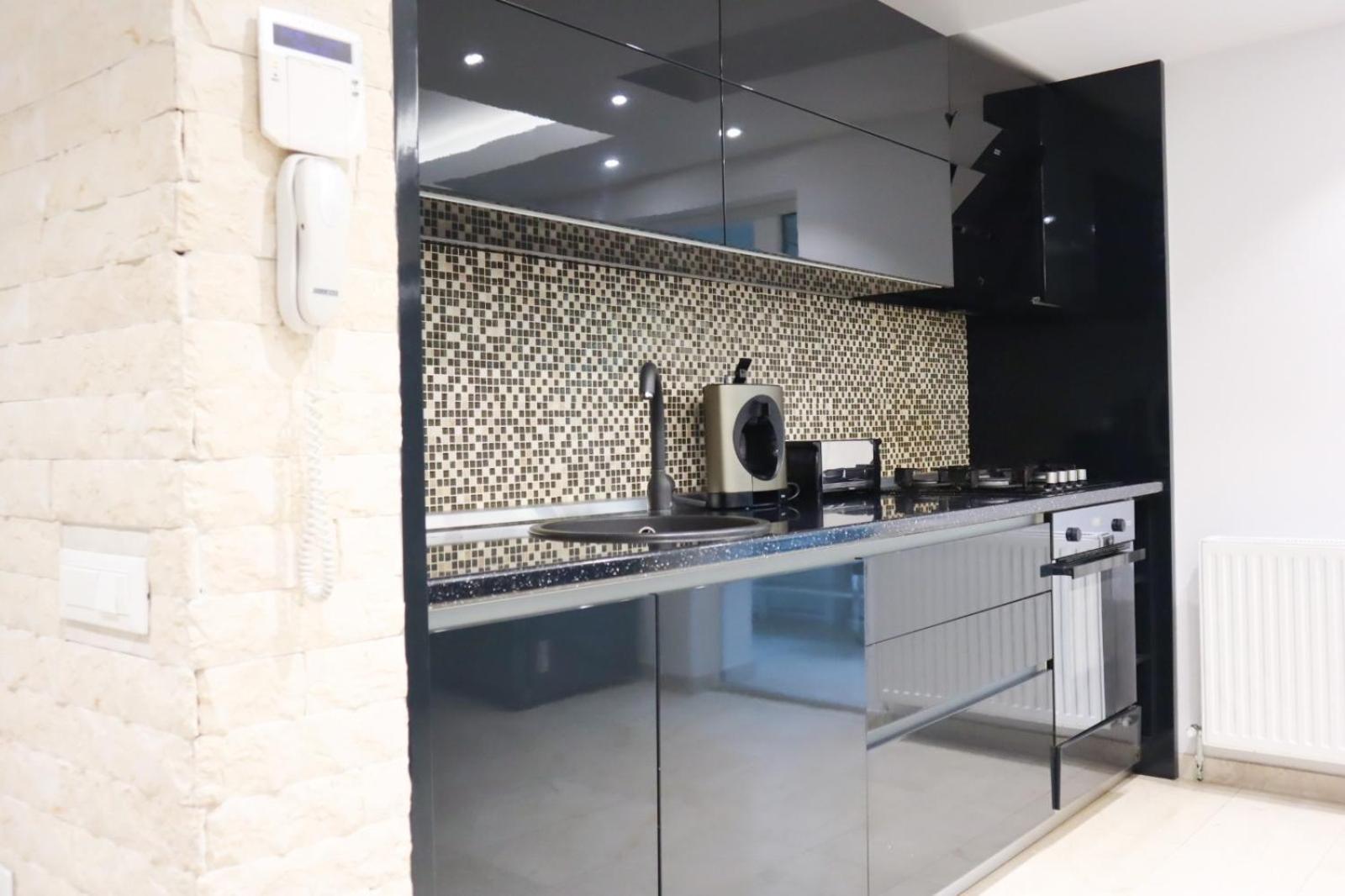 Central Apartament Bulevardul Decebal บูคาเรสต์ ภายนอก รูปภาพ
