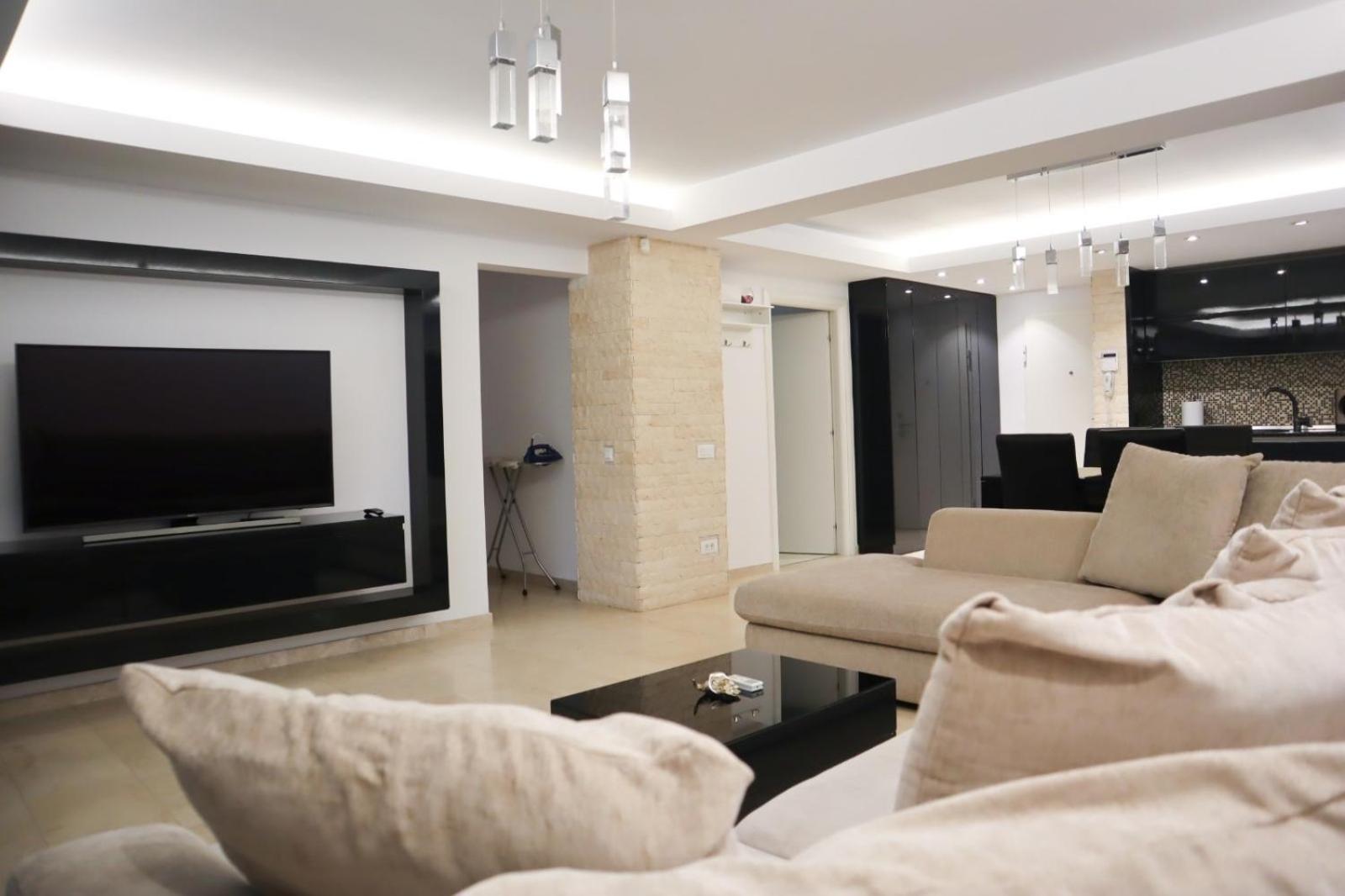 Central Apartament Bulevardul Decebal บูคาเรสต์ ภายนอก รูปภาพ